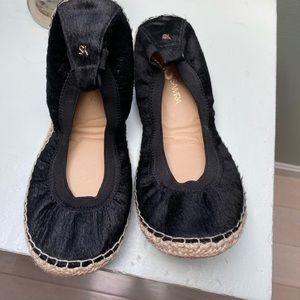Comfortable soft black shoes